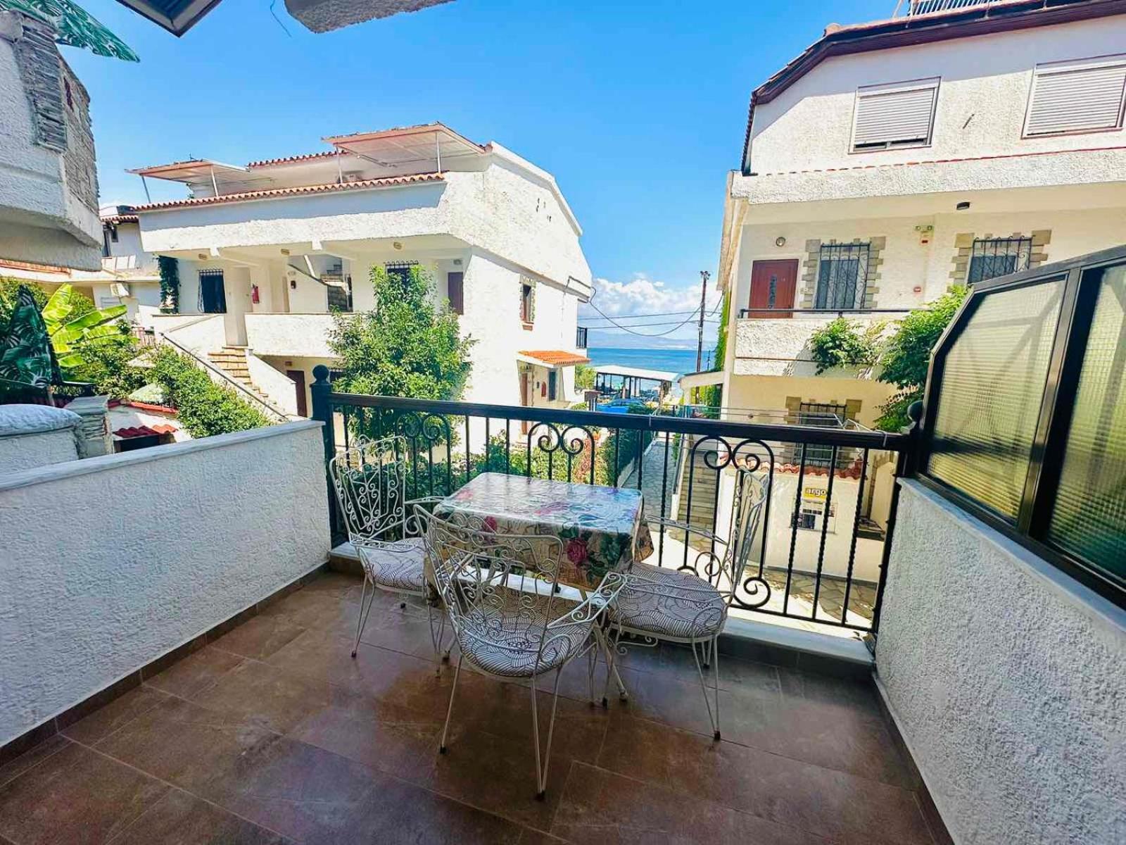 Argo Apartments Nea Poteidaia Bilik gambar
